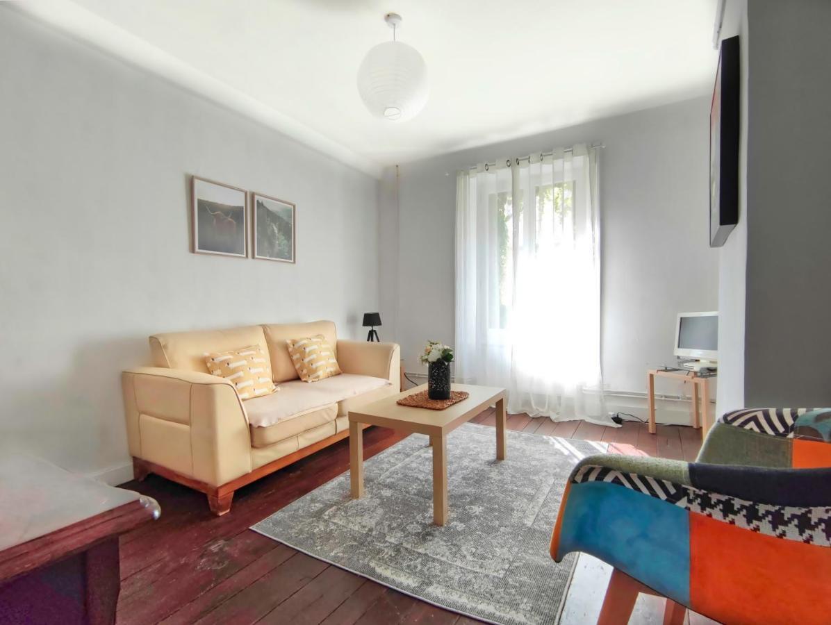 Number 22 - Le Dorat - Apartment 3 Extérieur photo